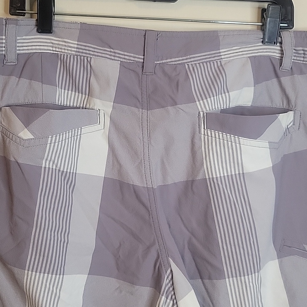 Lululemon Gray Plaid Men's Shorts Sz 36 Good Condition - Picture 3 of 10